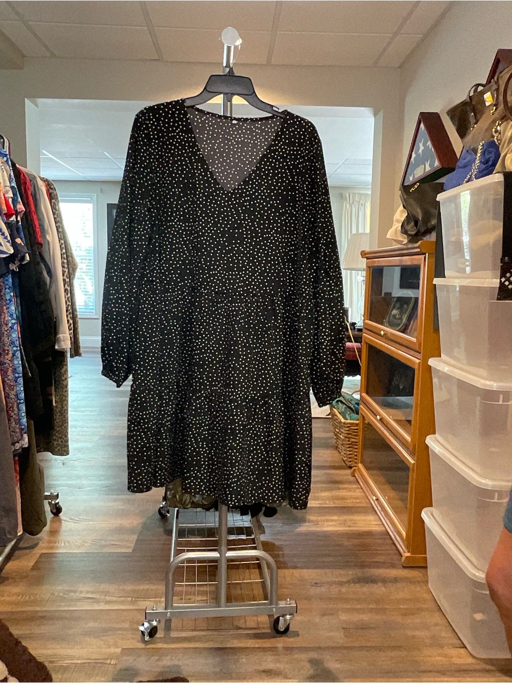 Black Polka Dot V-Neck Long Sleeve Dress
